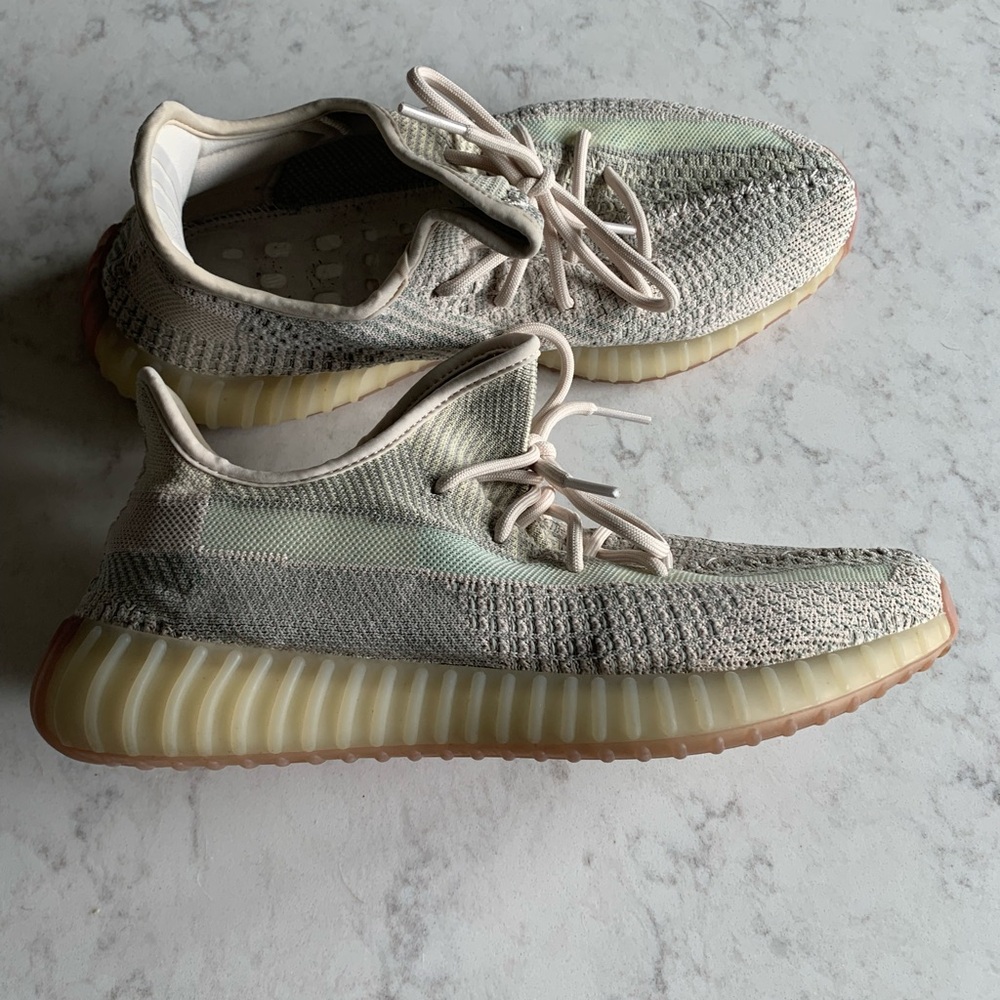 Authentic Yeezy Men’s Sneakers